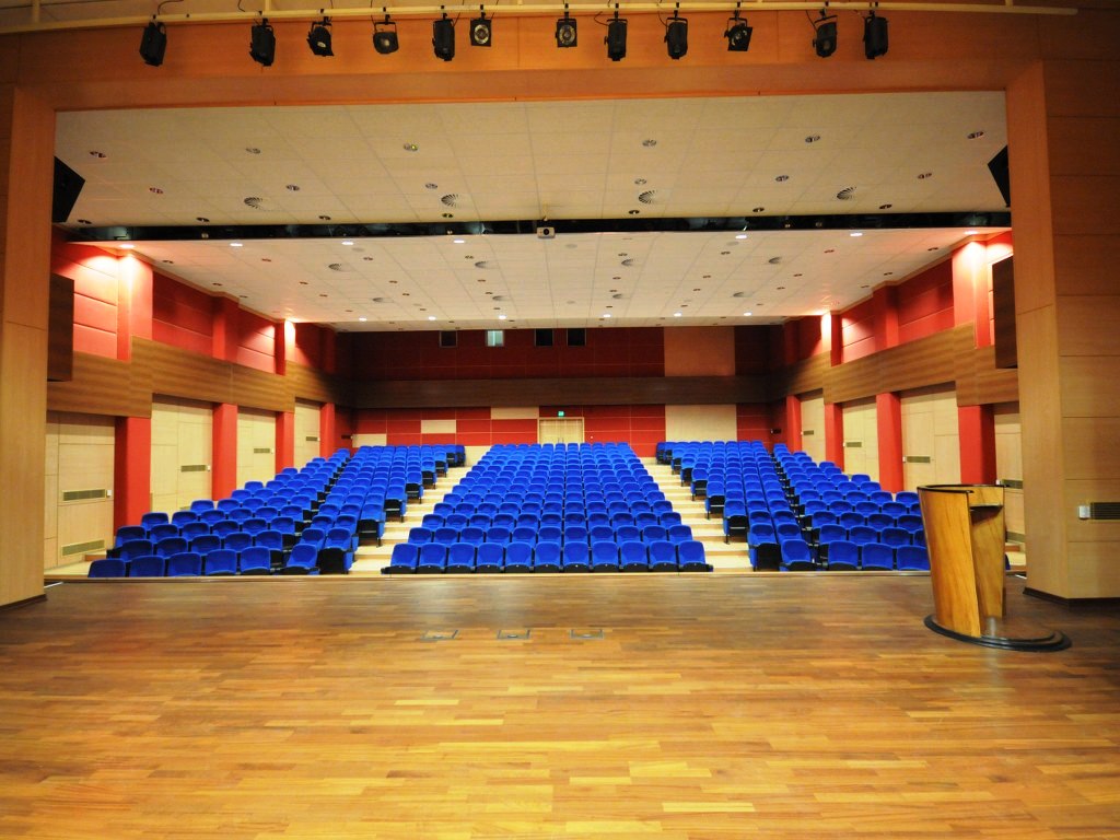 Karabük Üniversitesi Kongre Salonu